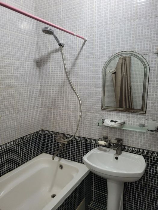 Сросно 3 хонали квартира ижорага берилади