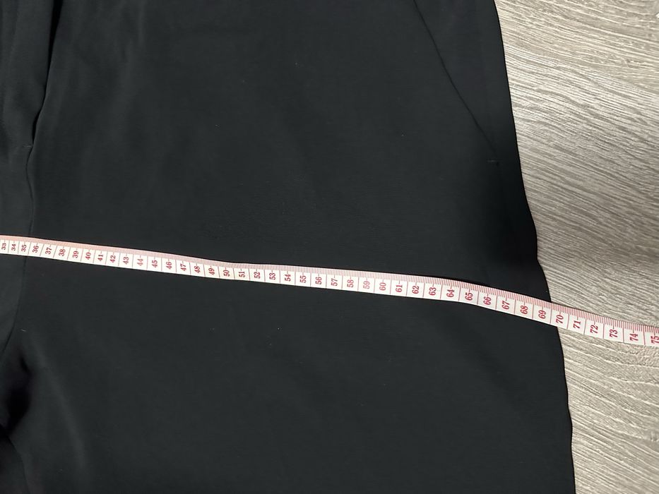 Pantaloni negri eleganti
