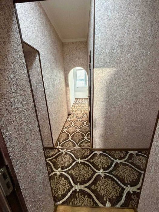 1 хоналик квартира 3 кават кирпиныйдом, шарк 1, аэропорт