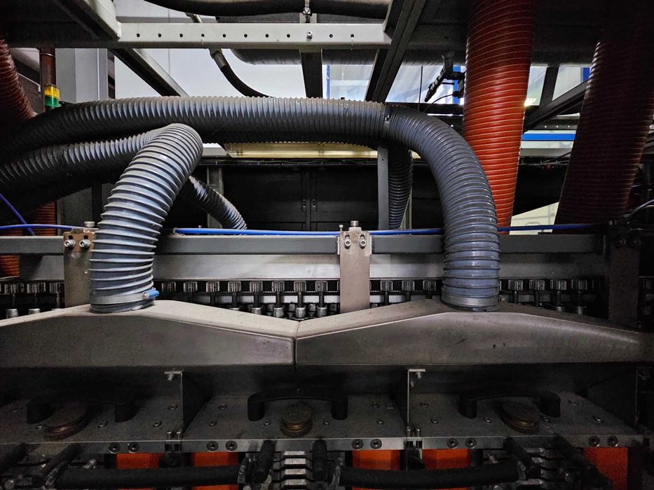 издувна машина за PET бутилки KOSME (KSB 4F)