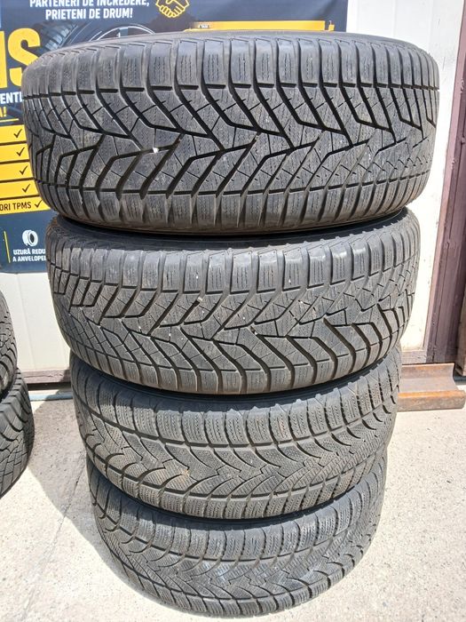 Jante aliaj R17,  5x112,  originale Audi echipate cu anvelope de iarnă M+S 225/50/R17  Două bucăți Yokohama 2020 si doua bucăți Platin 2021