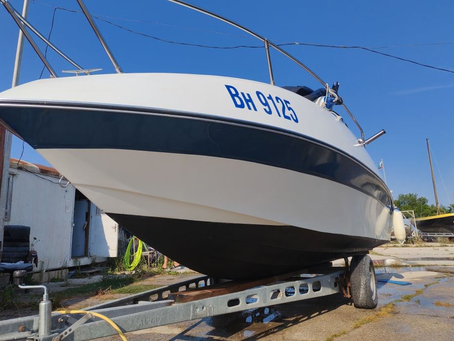 Лодка Ranieri 5.60 2.30  Yamaha 100к.с