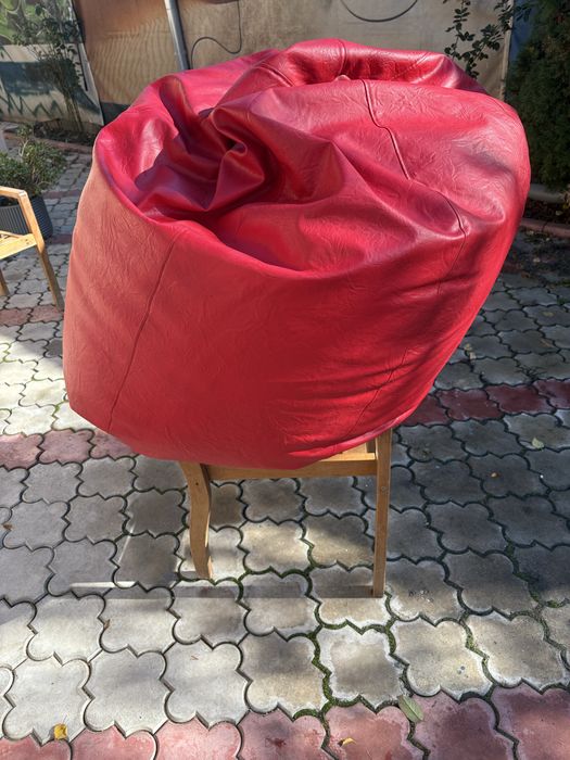 Fotoliu tip sac din piele ecologica !