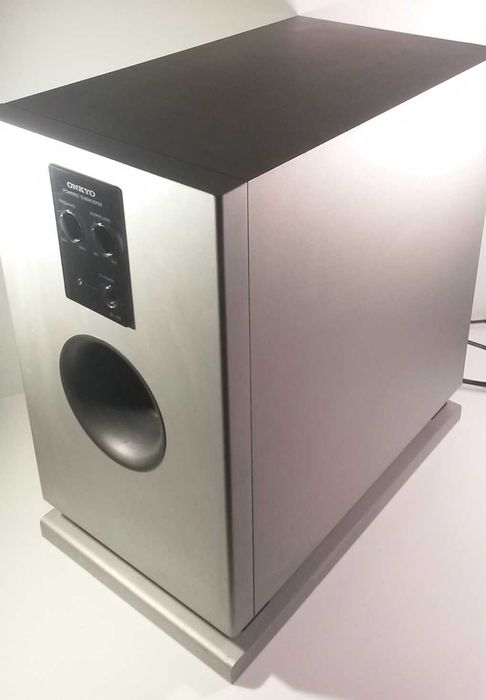 Onkyo SL-105 Subwoofer/субуфер