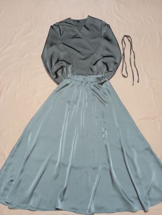 Продаю б/у в отличном состоянии одежды