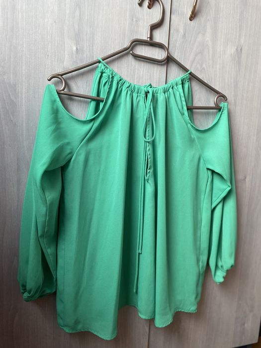 Camasa larga cu umeri goi, H&M