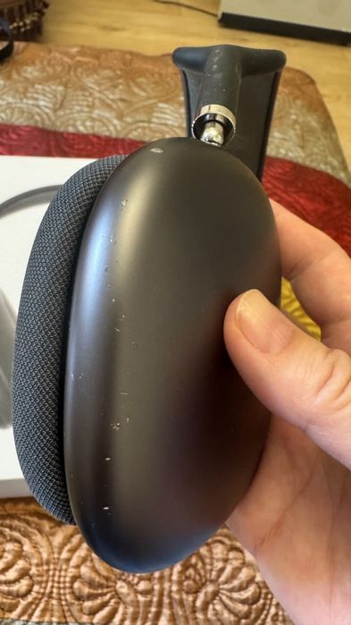 Продается Airpods max 1 gen