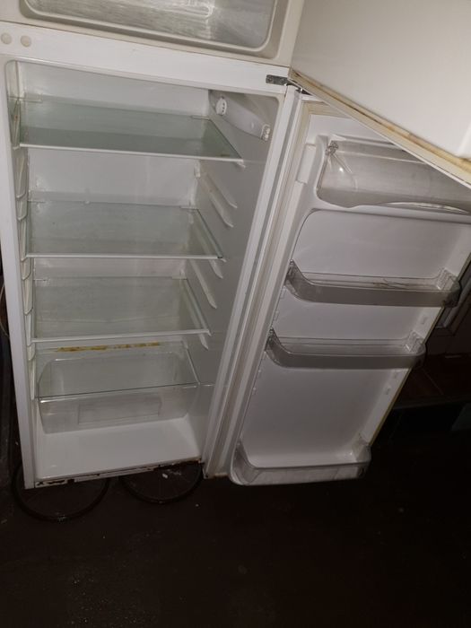 Frigider Zanussi CT235 – 235L, Congelator, 140 cm, Perfect Funcțional