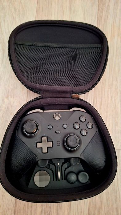 Xbox series s с два джойстика