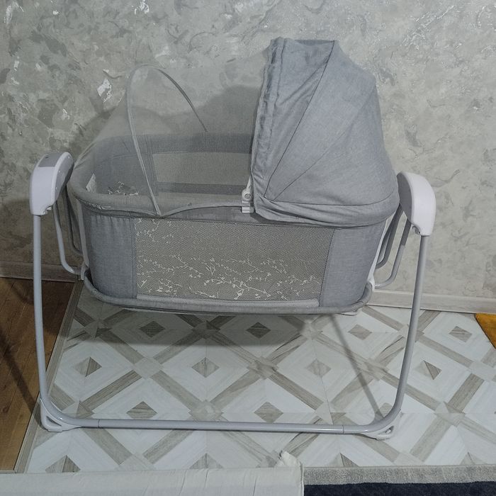 Bolalar belanchagi yangi