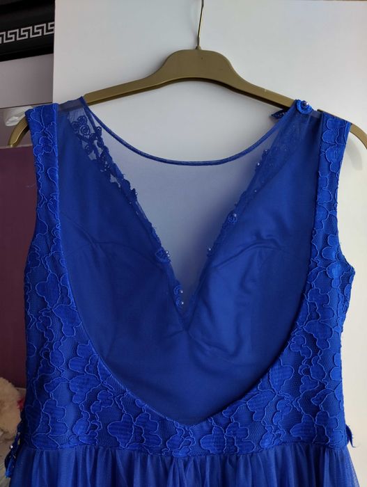 Абитуриентска рокля