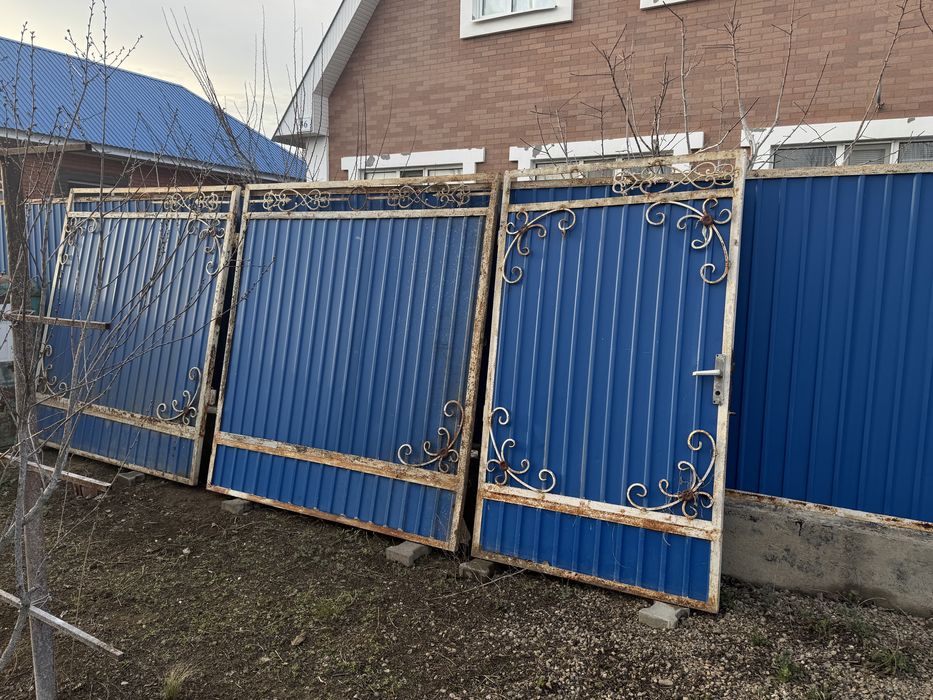 Продам ворота НЕДОРОГО, СРОЧНО