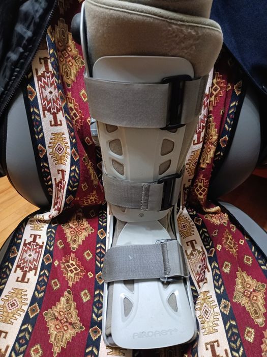 Ортопедична протеза