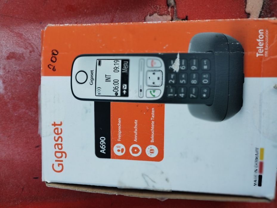 Vând două telefoane fixe fără fir