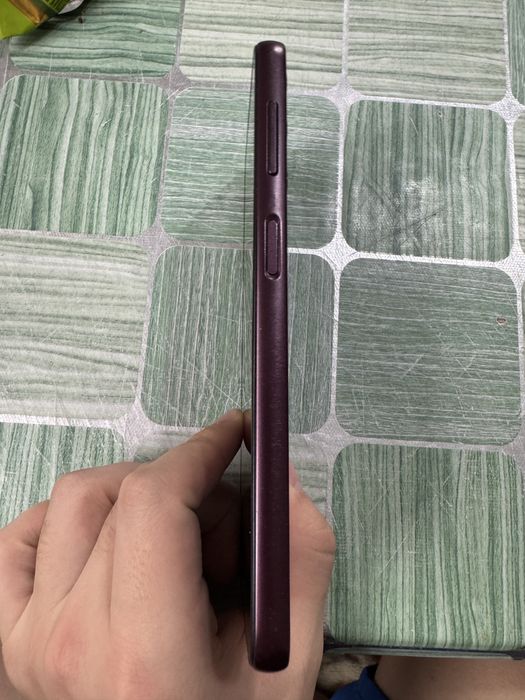 Самсунг а24 128/6