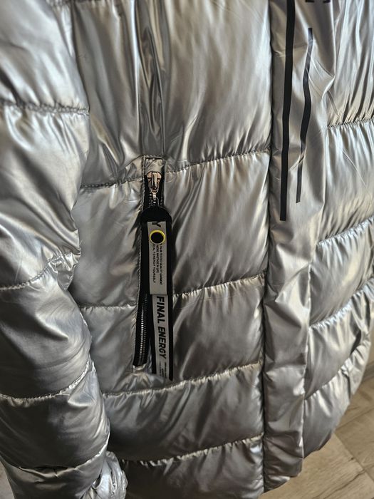 Продам зимний пуховик