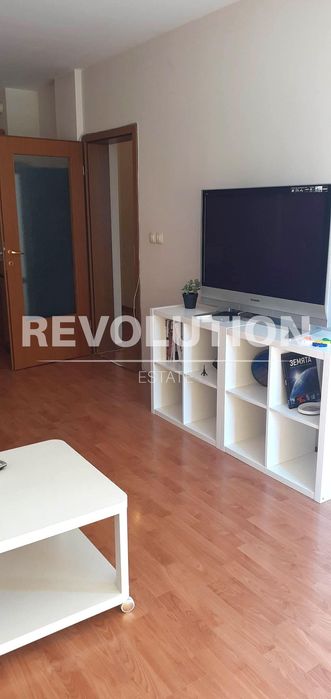 Дава се под наем Двустаен апартамент в Варна, Генералите - 58 кв.м за 400 € - Снимка #2