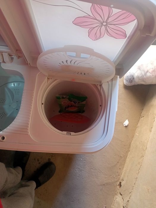 Стиральная машинка полуавтомат  б/у