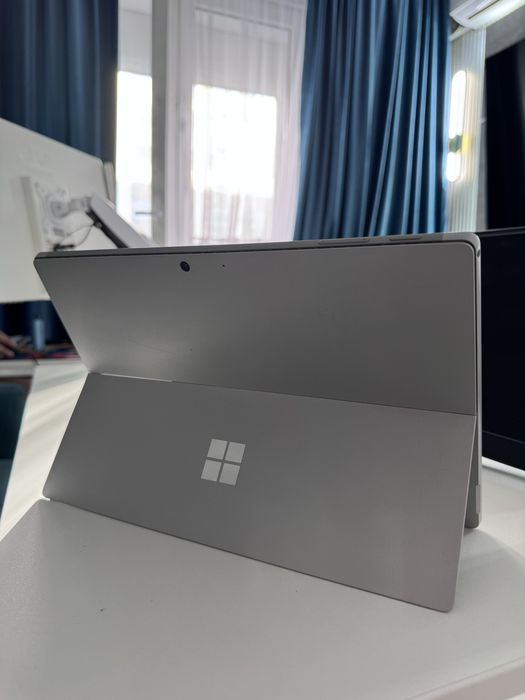 Microsoft surface pro 7