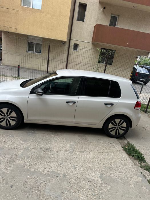 VOLKSWAGEN Golf 2012 — imagine 3