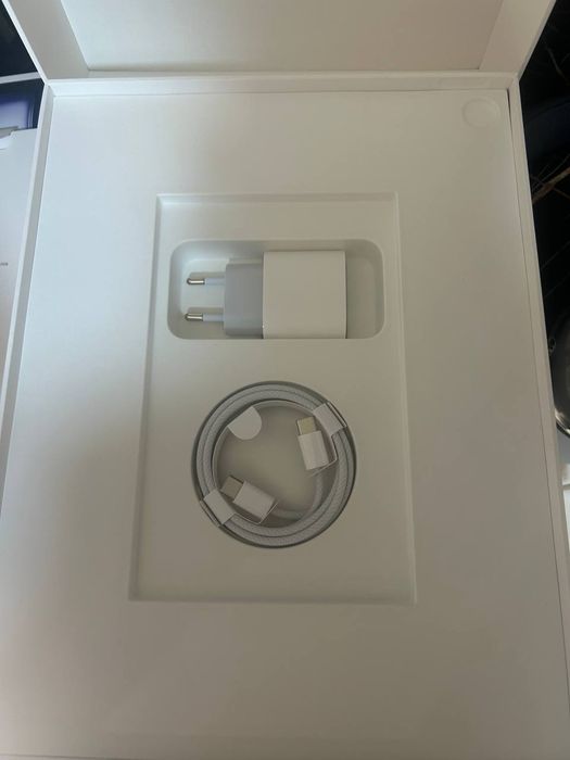 Продам iPad air M3