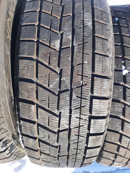 Продам шины 215/60/16 якогама