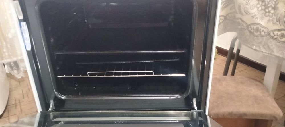 Indesit электрическая плита