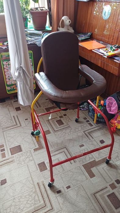 Ходунки для детей с ДЦП