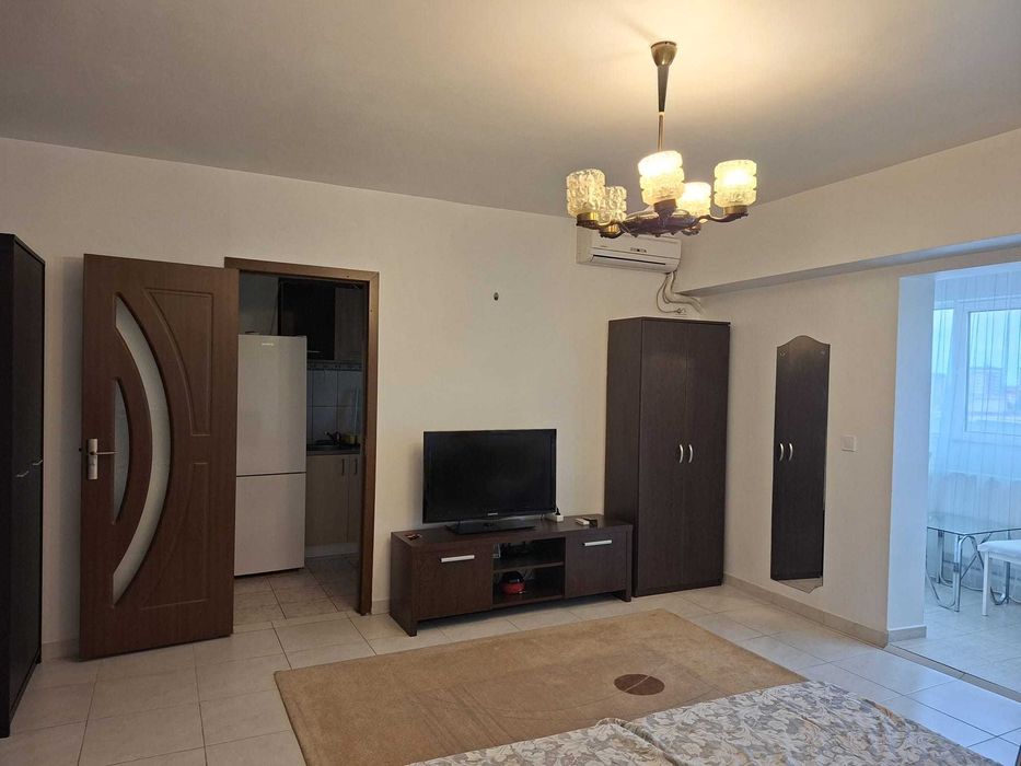 Apartament o camera - zona Nicolina