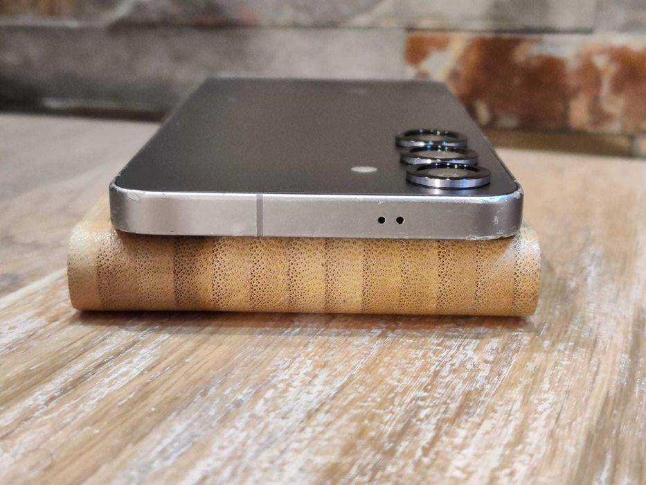 Samsung Galaxy S25 5G Fullbox Neverlocked în garanție