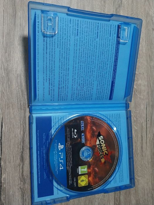 Ps4 slim 512GB с 3 игри!