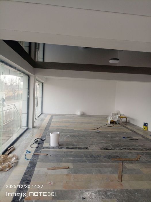 Super market sotiladi