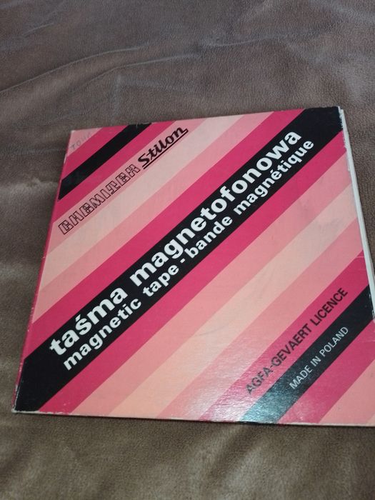 Четри пистов ролков магнетофон УНИТРА