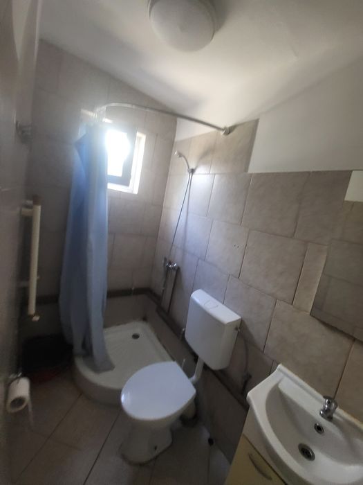 1 Camera   Copou Sararie Liberă