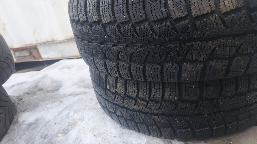 Шины в отличном состоянии 3 балона