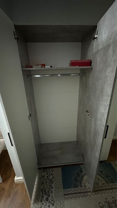 Продаётся аккуратный, вместительный шкаф