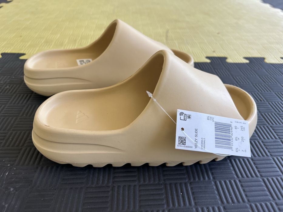 Adidas Yeezy Slide
