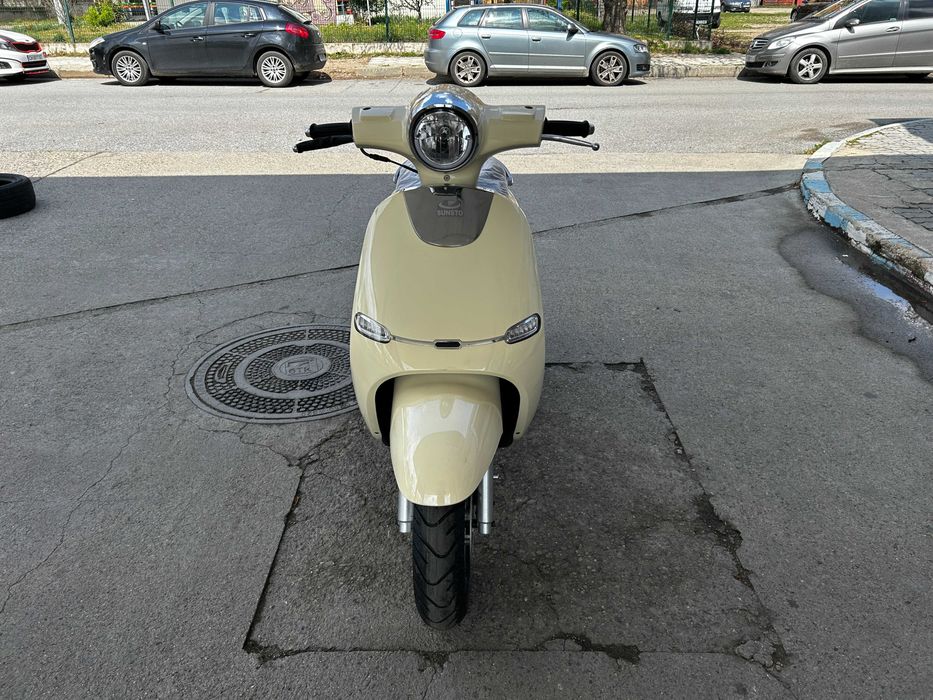 Скутер 49 кубика гр. Сливен Дружба • OLX.bg