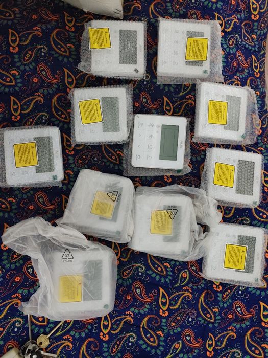 Aux VRF настенный пульт управления в наличии 12 штук