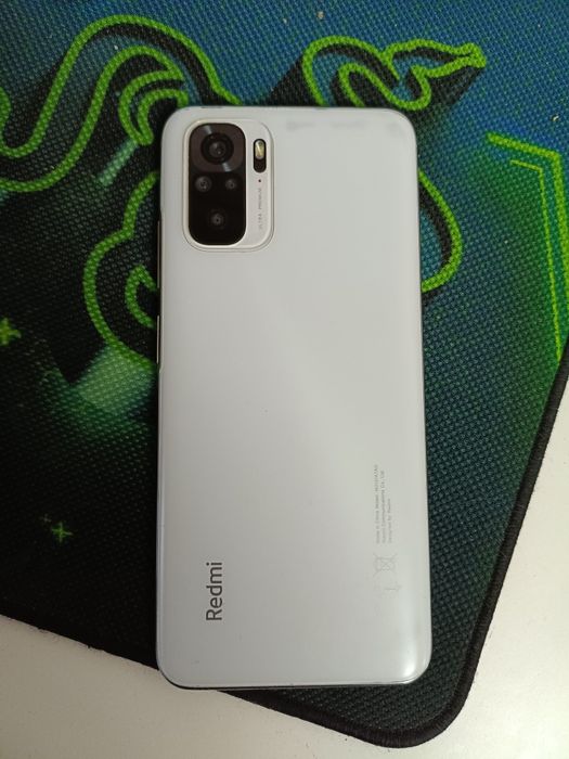 Продам Redmi note 10 64Gb