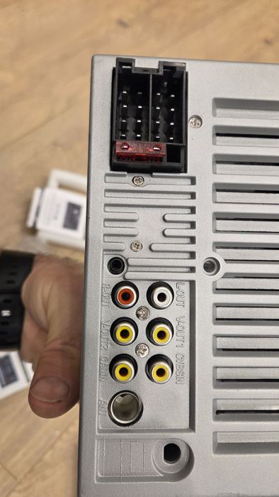 Медия 7" двоен дин