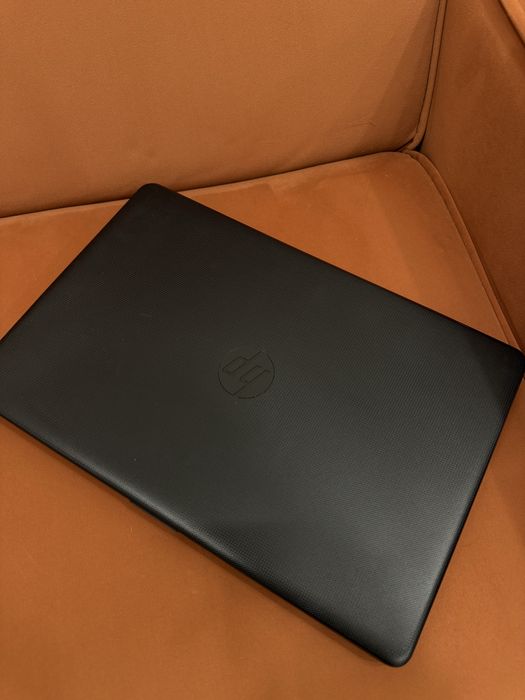 Продается ноутбук HP 15-bs164ur