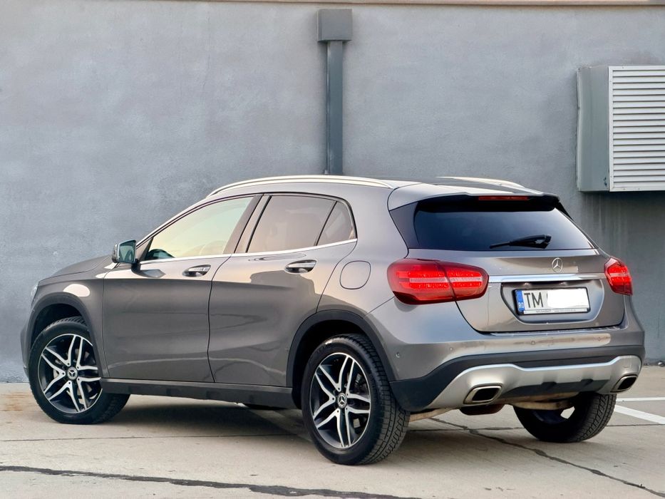 MERCEDES-BENZ GLA 2019 — imagine 3