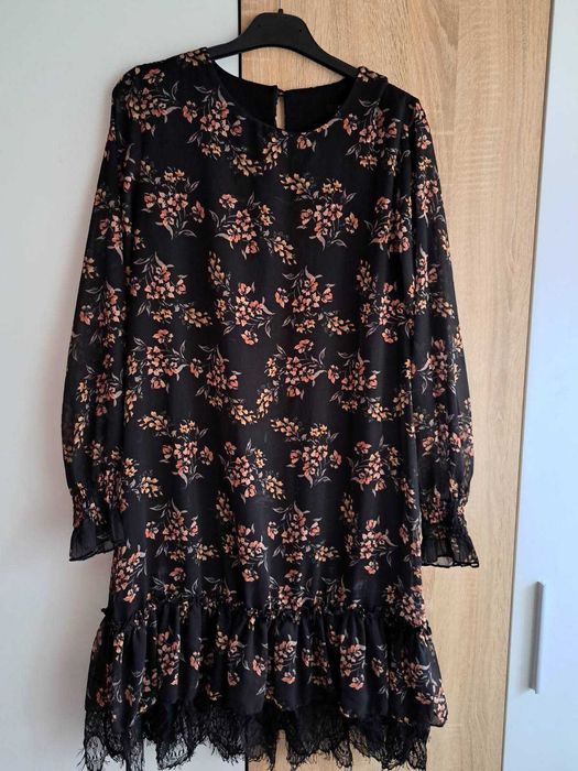 Мини рокля в черно