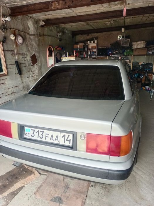 Ауди 100 с-4 продам срочно