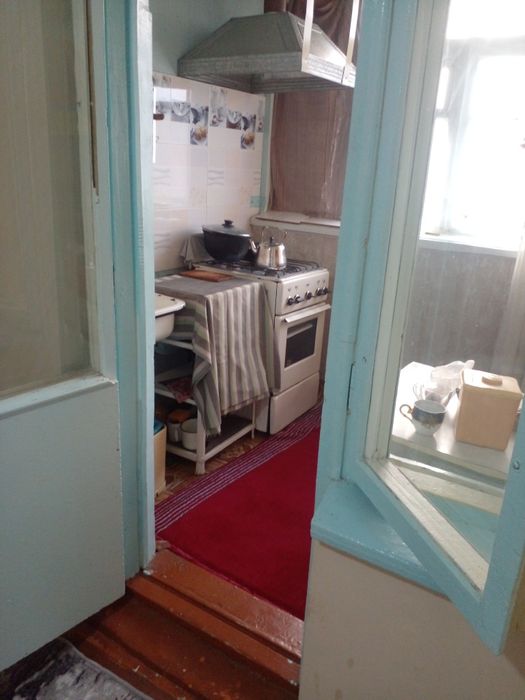 Аренла двух комнатной квартиры с человека 80000тыс сум  масив согдиана