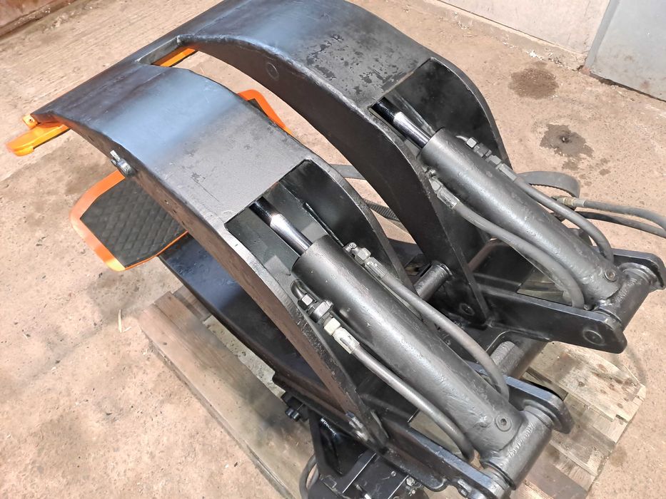 Щипка за мотокар - MAYER 1500kg