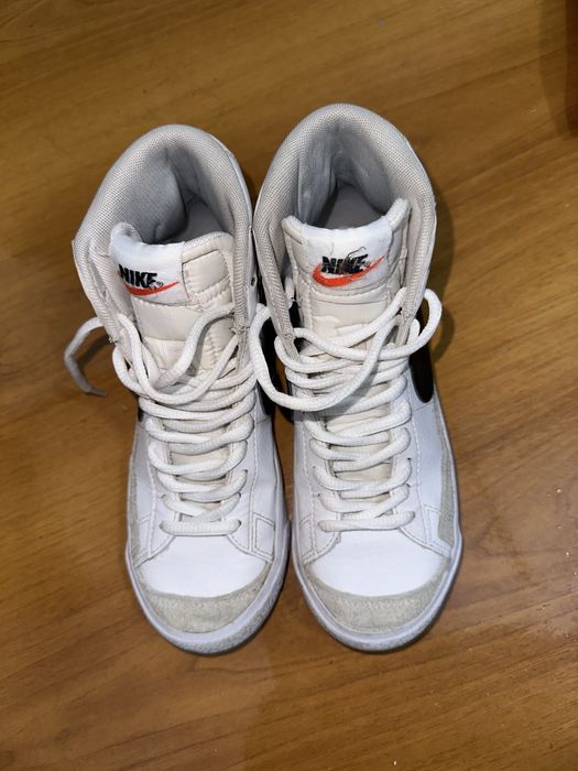 Кроссовик NIKE оригинал 35 размер