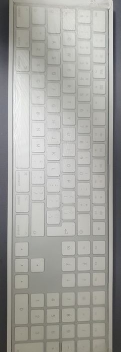 Magic keyboard with numeric keypad