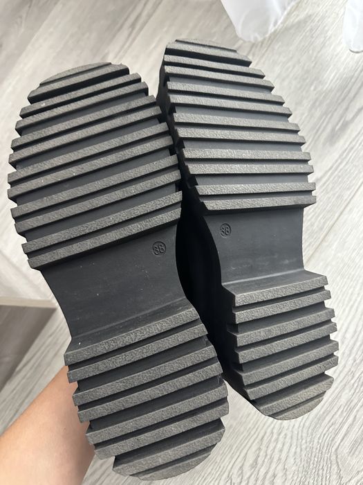 Лоуфъри на платформа